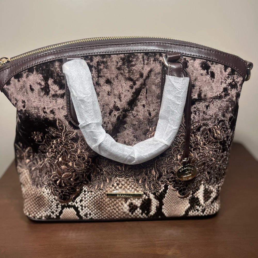 Brahmin
Duxbury Nocturnal Balmoral Medum Satchel
